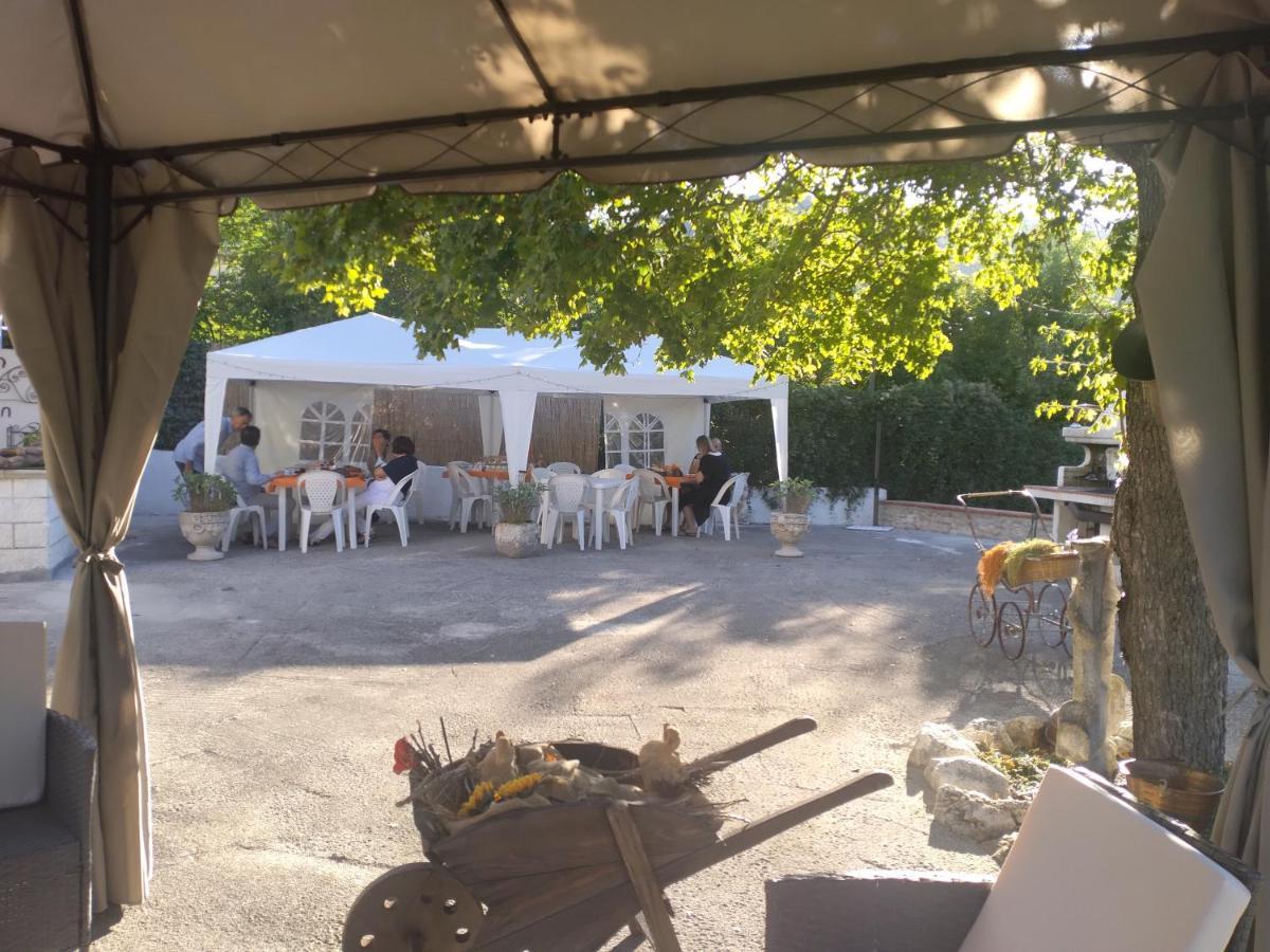 "Il Miglio" Country House Pettorano sul Gizio Bagian luar foto