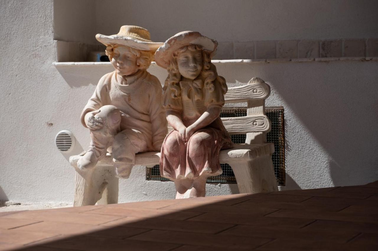 "Il Miglio" Country House Pettorano sul Gizio Bagian luar foto