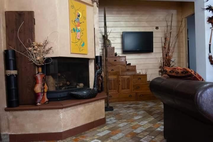 "Il Miglio" Country House Pettorano sul Gizio Bagian luar foto