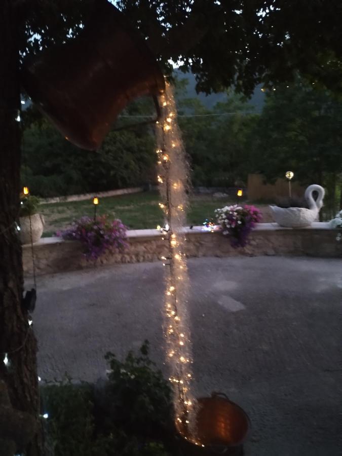 "Il Miglio" Country House Pettorano sul Gizio Bagian luar foto