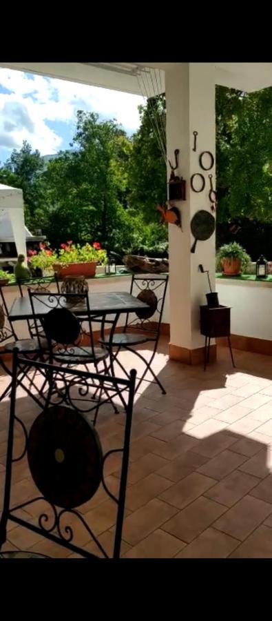 "Il Miglio" Country House Pettorano sul Gizio Bagian luar foto
