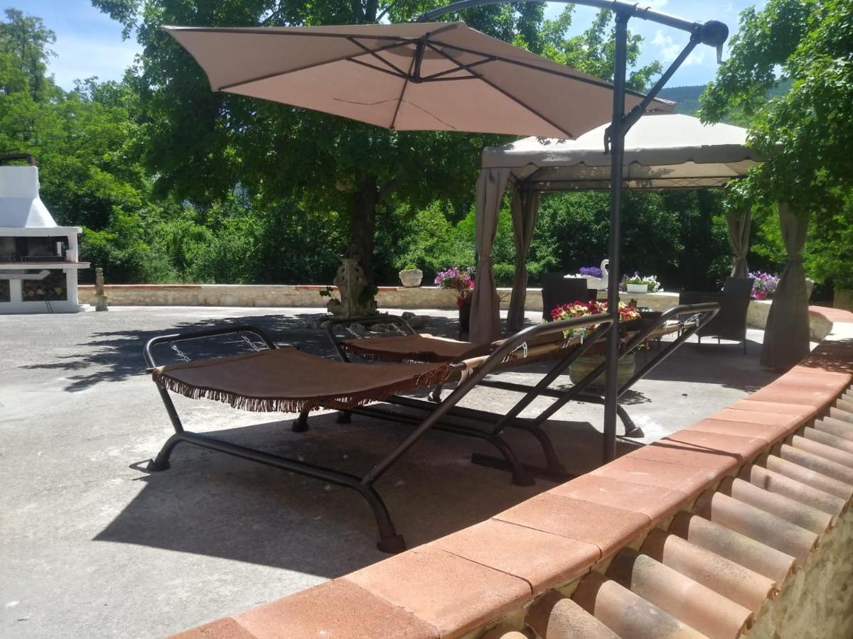 "Il Miglio" Country House Pettorano sul Gizio Bagian luar foto
